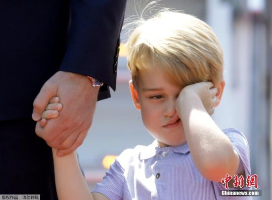 ʱ2017719գ¹֣Ӣ(Prince William)Я(Kate Middleton)ԼǵĺСӡСִ¹зʡСǣŰְֵ֣˯ʣۣͣСǰһСĻŻ㣬ɰģȻġ