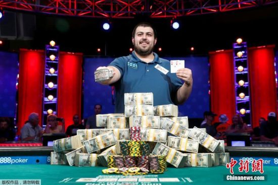 ʱ2017723գ2017WSOPֽ25ѡScott Blumsteinڣ815ԪWSOP(World Series of Poker)˿ϵ˿˱һȨص¡