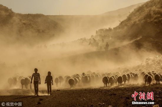 ʱ2018726գ˹ʱ֣Ⱥķ³ɽߵؾ׳ۡͼƬԴӾй